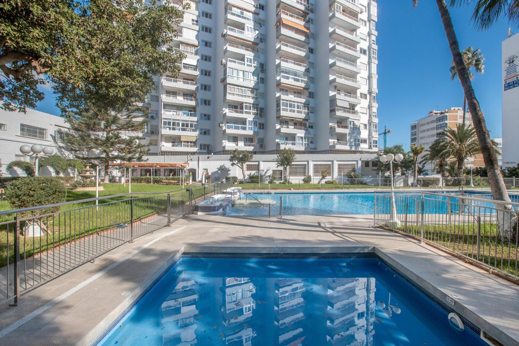 Next To Puerto Marina And The Beach بينالماذينا المظهر الخارجي الصورة